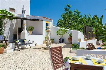 Rio Arade Algarve Manor House Guest house Estombar